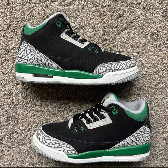Nike Air Jordan 3 Retro Pine Green Size 5 Youth (Size 6.5 Women's) - Picture 1 of 8